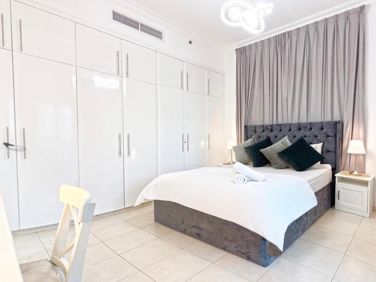 One Bedroom Near And Metro In Marina Z1011 Apartment *